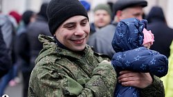 35 мобилизованных челябинцев уехали на боевое слаживание под Екатеринбург