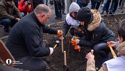 В Челябинске открыли «Аллею памяти» в честь погибших детей Донбасса