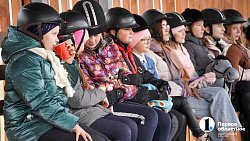 В Челябинске стартовали Всероссийские соревнования среди студентов по конному спорту