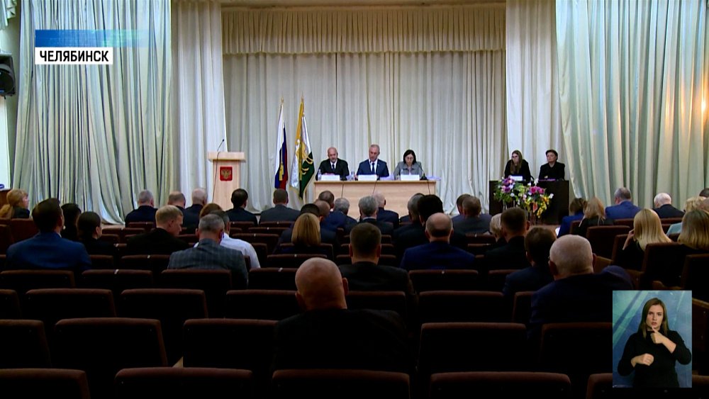 Депутаты гордумы приняли более 40 решений