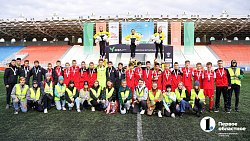 Команда «Челябинск‑ОСШ» завоевала серебряные медали в Юношеской футбольной лиге