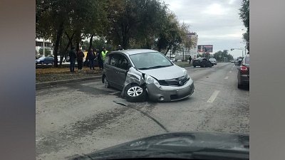 В Магнитогорске в ДТП столкнулись четыре автомобиля