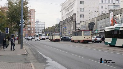 Из-за ДТП в центре Челябинска остановилось движение трамваев