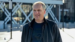 «Крытый манеж даст толчок развитию юношеского футбола в регионе» — тренер Алексей Власов