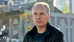 «Крытый манеж даст толчок развитию юношеского футбола в регионе» — тренер Алексей Власов