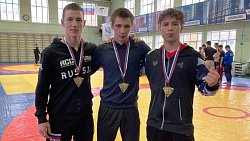 Южноуральские борцы завоевали шесть медалей на Всероссийской летней гимназиаде