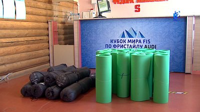 Туристы отправляют снаряжение для военнослужащих