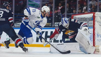 Магнитогорский «Металлург» уступил московскому «Динамо» в чемпионате КХЛ