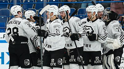 Челябинский «Трактор» выиграл у «Нефтехимика» и прервал пятиматчевую серию поражений