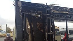 Ночью в Челябинске сгорел остановочный павильон
