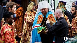 В Челябинск прибыл ковчег с мощами блаженной Матроны Московской