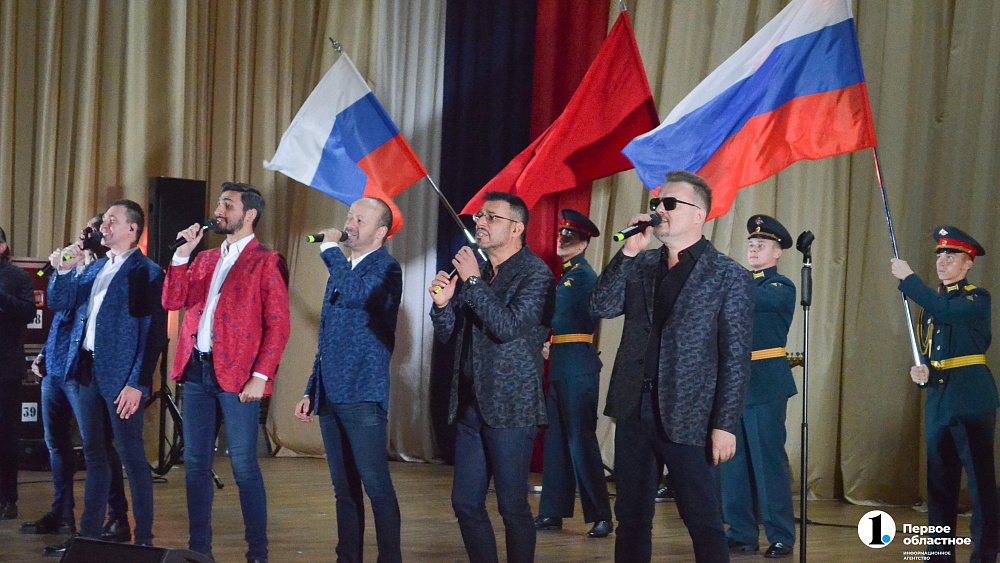 Хор Турецкого выступил перед военнослужащими и мобилизованными в Чебаркуле