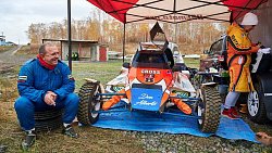 Челябинские гонщики закрыли летний сезон состязаниями по автокроссу