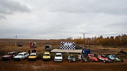 Челябинские гонщики закрыли летний сезон состязаниями по автокроссу