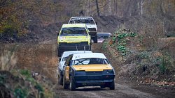 Челябинские гонщики закрыли летний сезон состязаниями по автокроссу