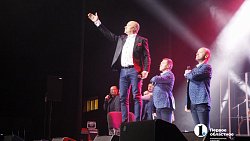 В Челябинске во дворце спорта «Юность» выступил «Хор Турецкого»