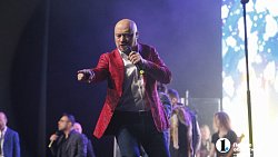 В Челябинске во дворце спорта «Юность» выступил «Хор Турецкого»