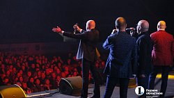 В Челябинске во дворце спорта «Юность» выступил «Хор Турецкого»