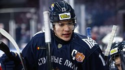 Хоккейный клуб «Металлург» расторг контракт с защитником Ильей Хохловым