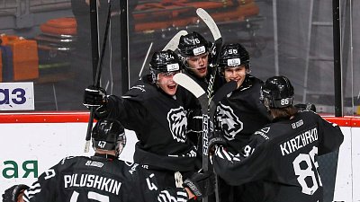 Хоккейный клуб «Белые медведи» одержал разгромную победу в чемпионате МХЛ