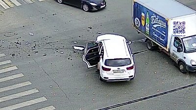 «Лада Калина» врезалась в машину скорой помощи