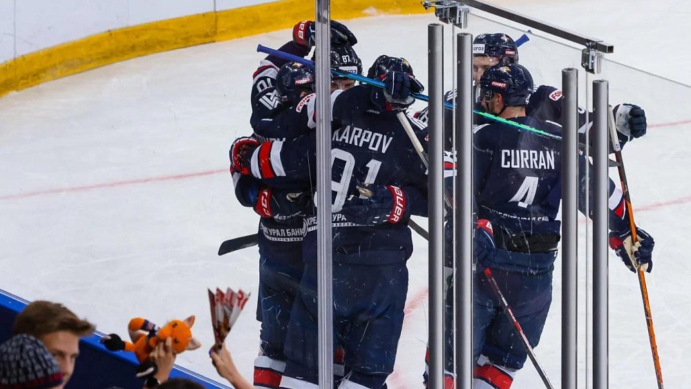 Хоккеисты магнитогорского «Металлурга» с крупным счетом обыграли «Авангард» в чемпионате КХЛ