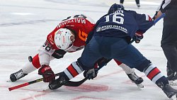 Хоккеисты магнитогорского «Металлурга» с крупным счетом обыграли «Авангард» в чемпионате КХЛ