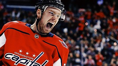 Челябинский хоккеист Евгений Кузнецов набрал 500 очков в НХЛ