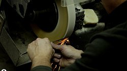 Потомки «черных ножей» и печки для палаток: Златоуст налаживает необычное производство для армии