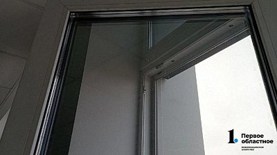 В челябинском селе шестиклассница выпала из окна многоэтажки