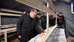 Алексей Текслер проверил готовность полевого лагеря для мобилизованных в Чебаркуле