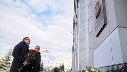 Алексей Текслер поздравил сотрудников ЧТПЗ с 80‑летием завода