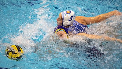 Ватерполистки из Златоуста с трех побед стартовали в первенстве России