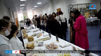 «Фестиваль коктейлей» в сюжете «Какова на вкус Шипучка Счастья?»