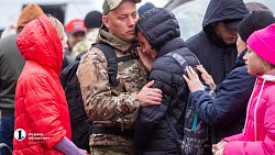 В чебаркульский центр подготовки из Челябинска отправились 68 «воинов света»