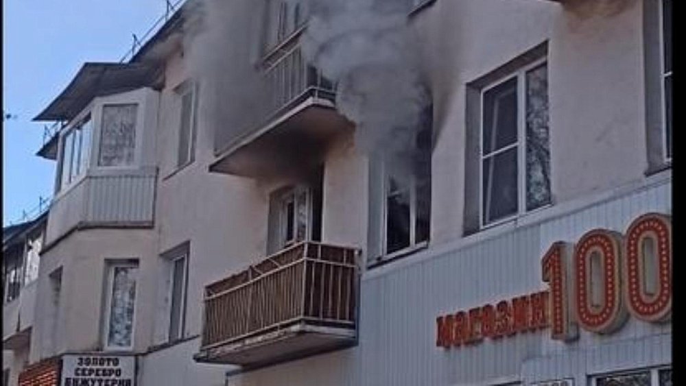 В Аше из‑за пожара в многоквартирном доме на улицу эвакуировали восемь человек