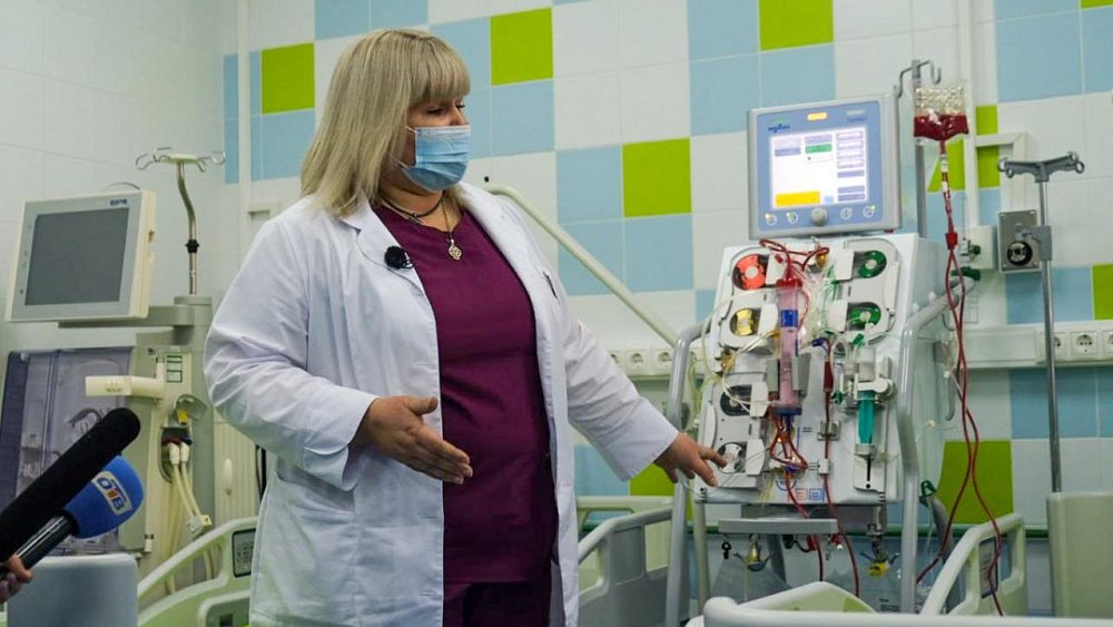 Немецкий аппарат для гемодиализа подарили Челябинской областной детской больнице