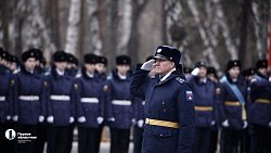 Алексей Текслер поздравил выпускников филиала Военно-воздушной академии