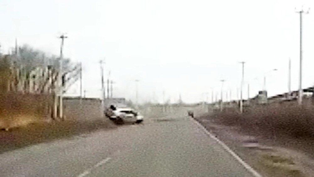 В Челябинской области пьяный водитель несколько раз перевернулся на дороге