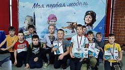 Более 100 юных спортсменов приняли участие в фестивале по авиамоделированию в Челябинске