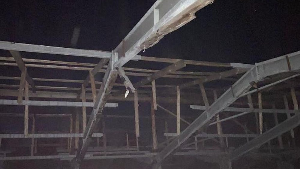 В Челябинской области двое мужчин пытались украсть металлолом с заброшенной птицефабрики