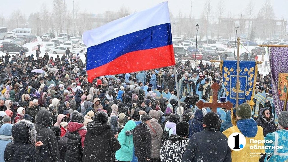В Челябинске в День народного единства прошел молебен в поддержку российского воинства