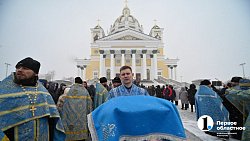 В Челябинске в День народного единства прошел молебен в поддержку российского воинства