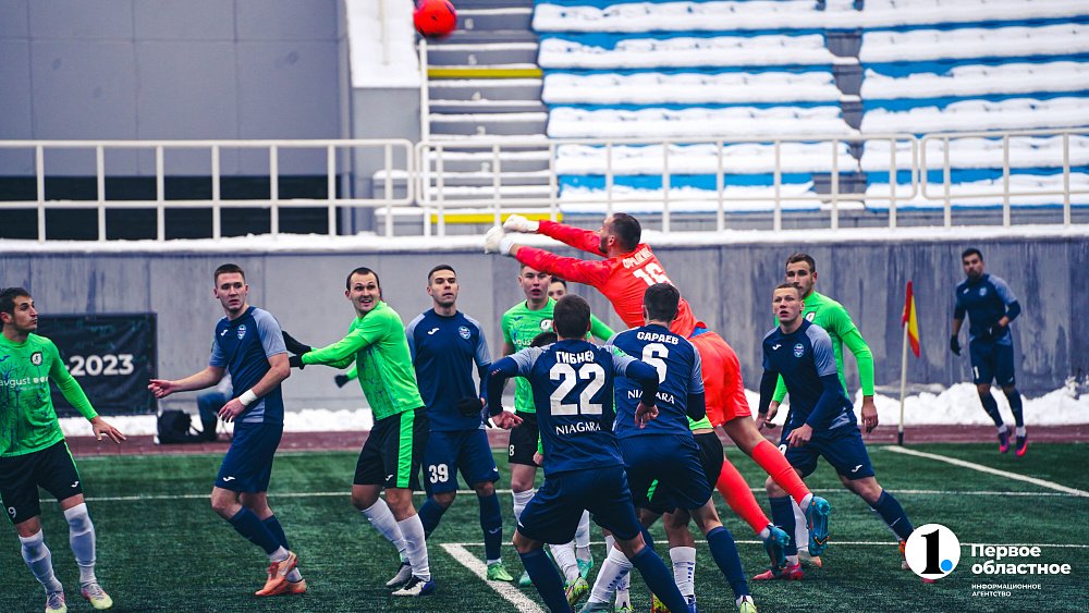 Футболисты «Челябинска» разгромили «Химик‑Август» во Второй лиге первенства России