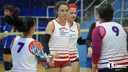 Команда Металлургического района выиграла городскую спартакиаду по волейболу