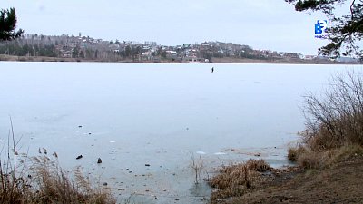 МЧС предостерегает об опасностях на тонком льду
