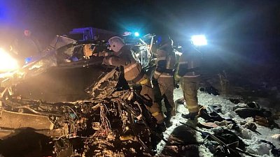 Два человека погибли в ДТП с большегрузом на трассе в Челябинской области