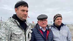 Делегация из Карталов доставила гуманитарную помощь в чебаркульский военный лагерь