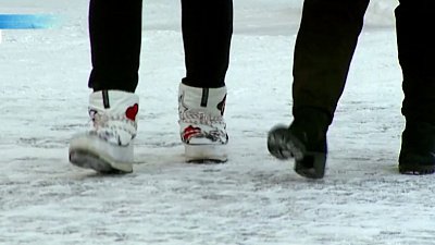 Челябинцы обращаются в травмпункты из-за гололеда