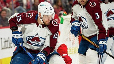 Хоккеист Валерий Ничушкин после операции на голеностопе пропустит около месяца